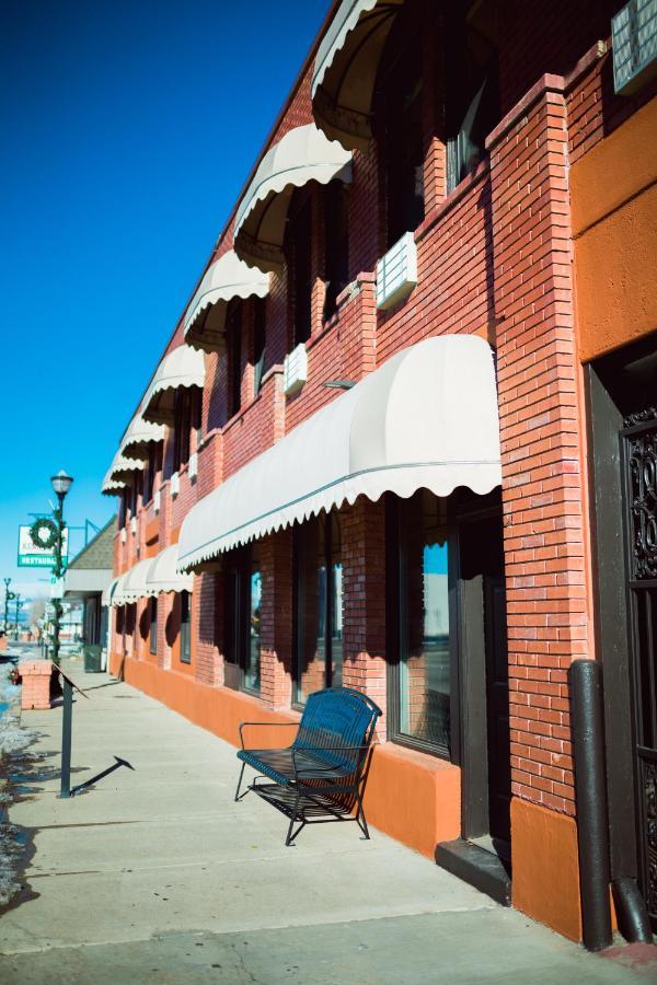 Two Sunsets Hotel Panguitch Exterior foto